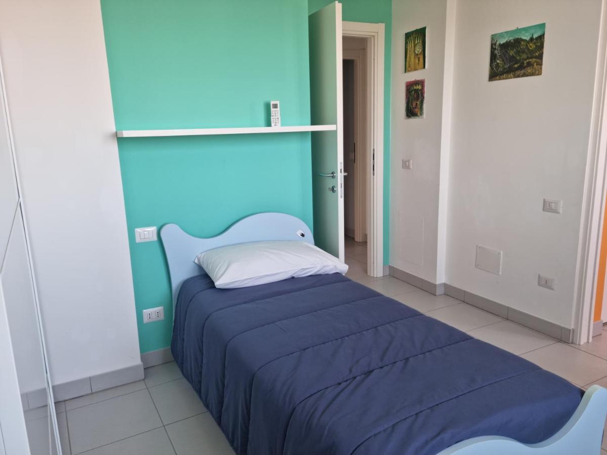 Casa Flan Apartment Porto San Giorgio Luaran gambar